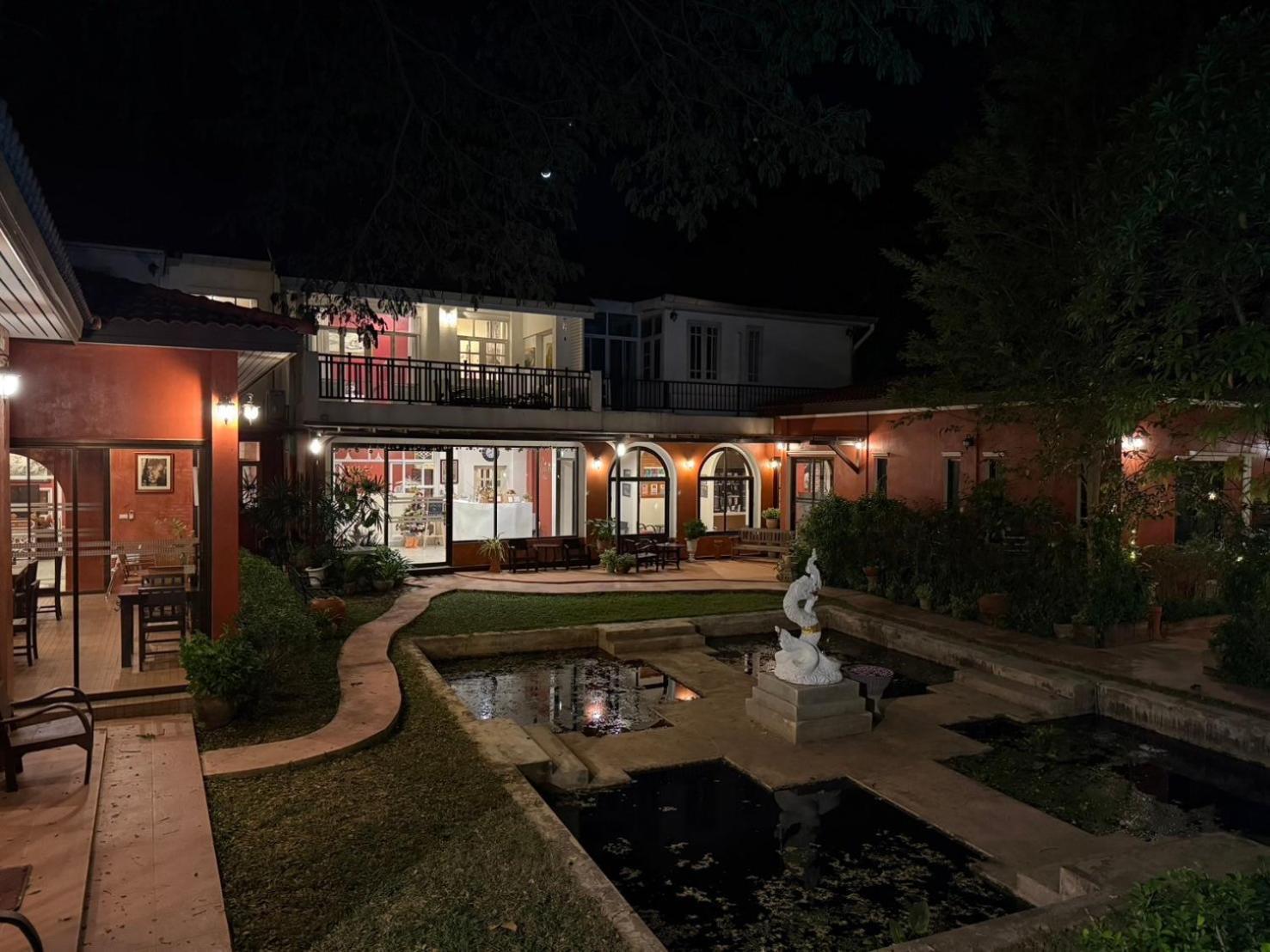 The Journey House Lifestyle Boutique Hotel Kanchanaburi Buitenkant foto