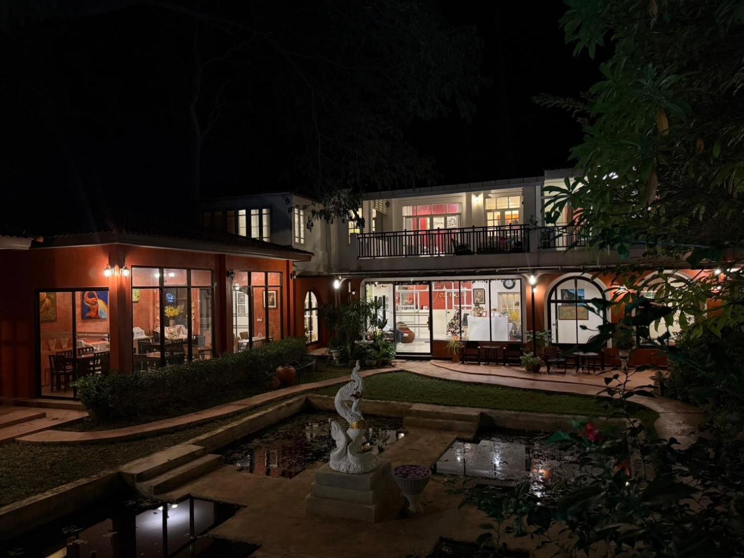 The Journey House Lifestyle Boutique Hotel Kanchanaburi Buitenkant foto